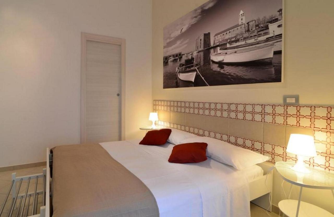 Santi E Saraceni Rooms Салерно Экстерьер фото